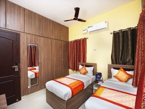 Double or Twin Room | Free WiFi - Hotel Shasamco International (Chennai)