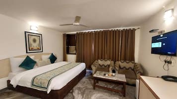 Deluxe-Doppel- oder -Zweibettzimmer | 1 Schlafzimmer, kostenloses WLAN, Bettwäsche