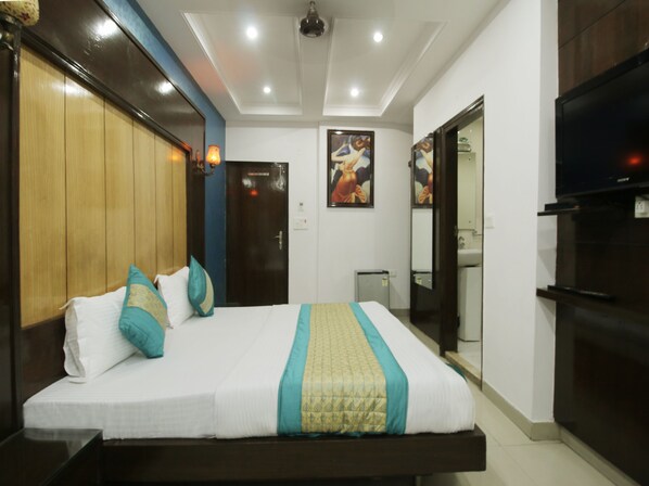Double or Twin Room | Soundproofing, free WiFi - OYO 6408 Hotel Delhi Heart (New Delhi)