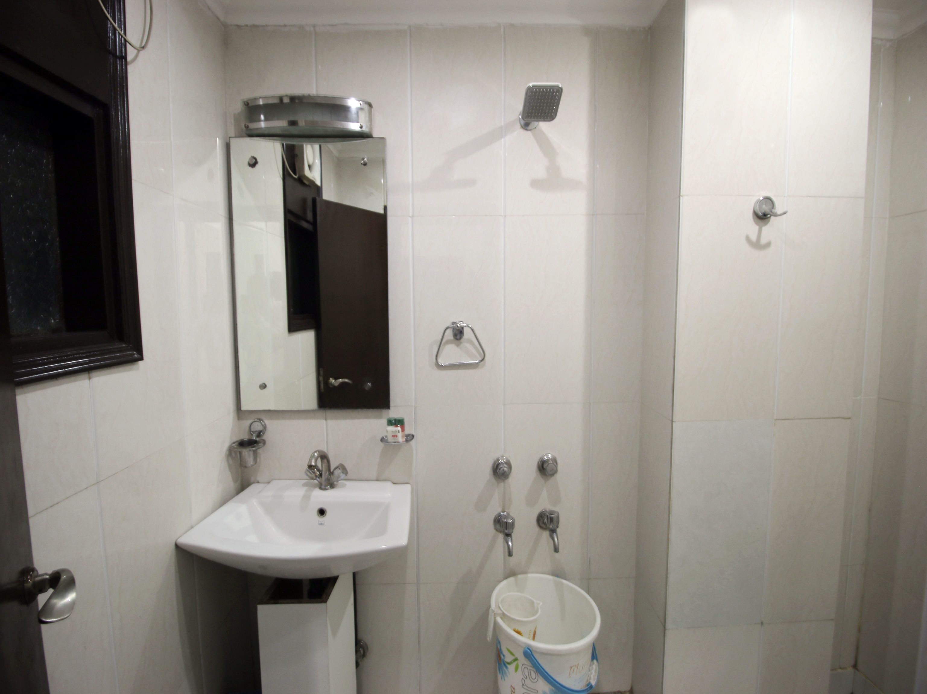 Double or Twin Room | Bathroom