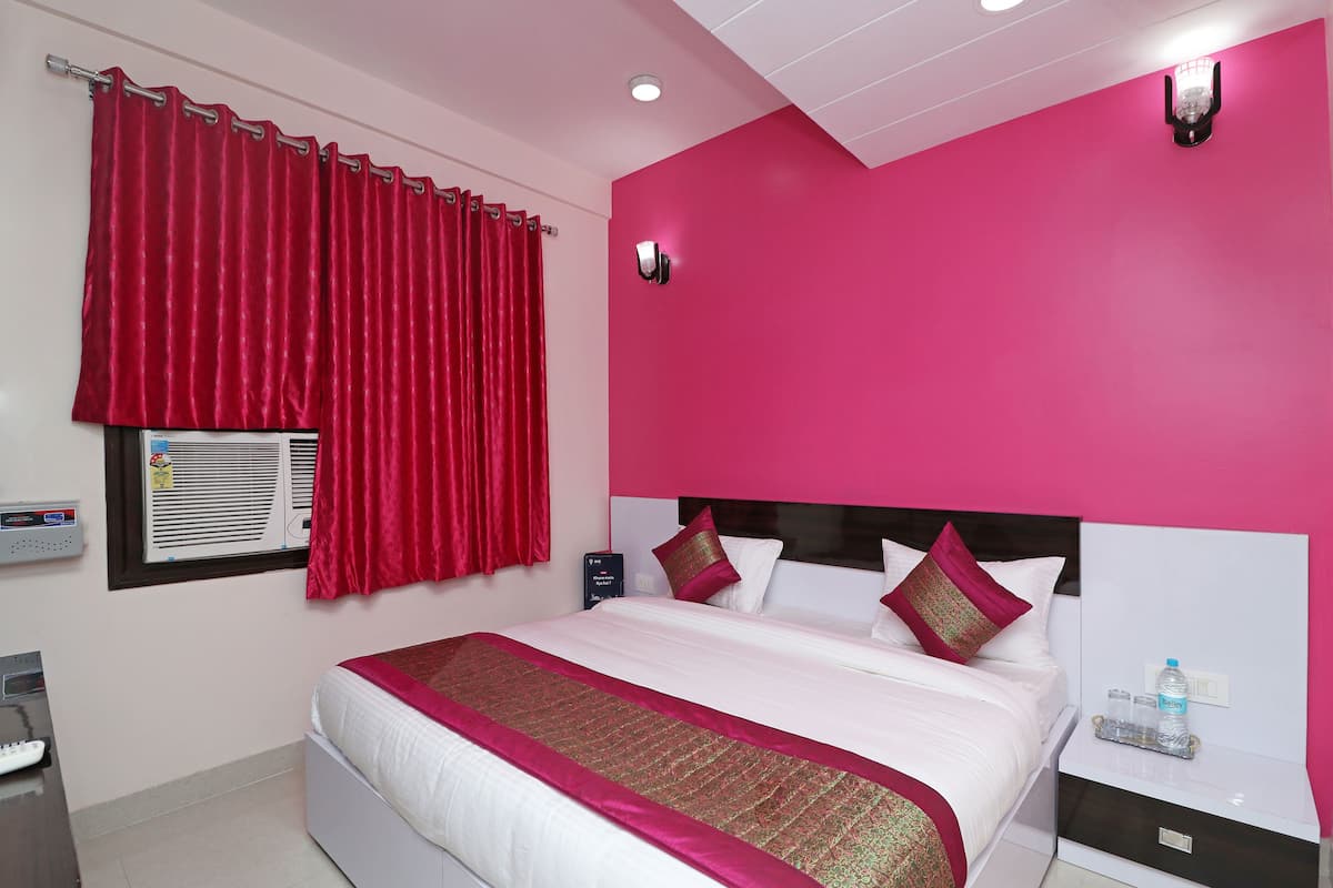 Double or Twin Room | Free WiFi