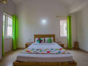 Double or Twin Room - OYO 13840 Home Radiant 2BHK LPK Waterfront (Nerul)