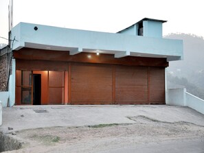 Front of property - OYO 13319 Home Valley View Dharampur (Kasauli)