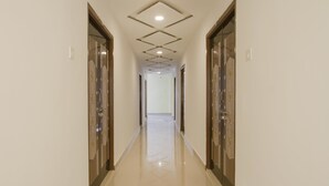 رواق