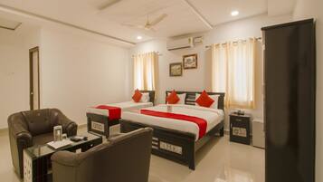 Double or Twin Room | Free WiFi