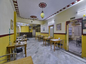 Restaurant - OYO 13096 Braj Haveli (Jaipur)