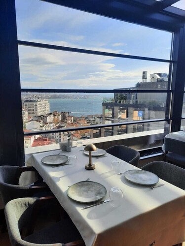 Taksim Square Hotel