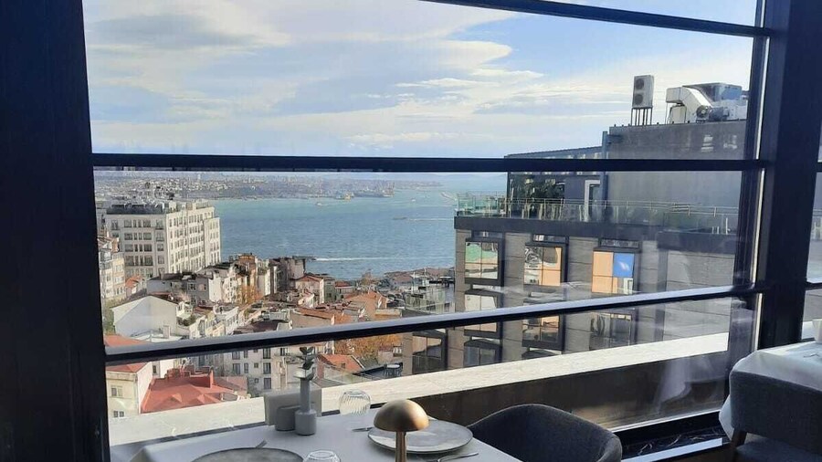 Taksim Square Hotel