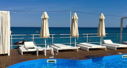 Bono Beach Hotel