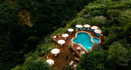 Escarpment Luxury Lodge