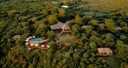 Escarpment Luxury Lodge