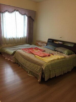 Triple Room, Shared Bathroom | Free WiFi, bed sheets - Wish Enjoy Happy Homestay (Ligang)
