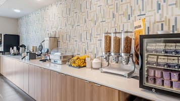 Desayuno buffet todos los días (con cargo)