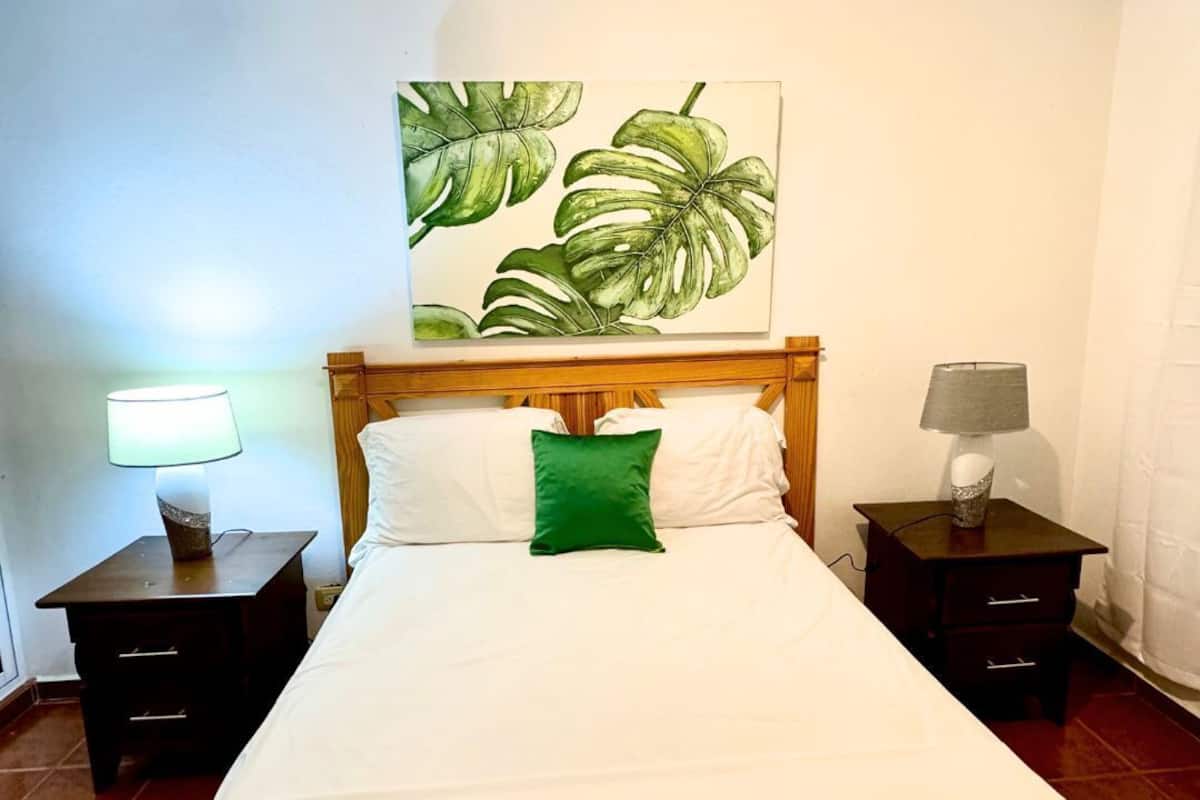 Chambre Double Junior, vue jardin | Literie de qualité supérieure, décoration personnalisée