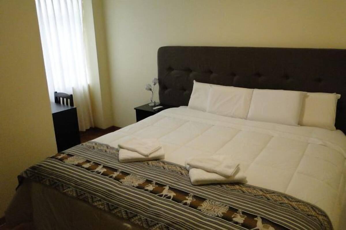 20 dormitorios, edredones de plumas, colchones viscoelásticos