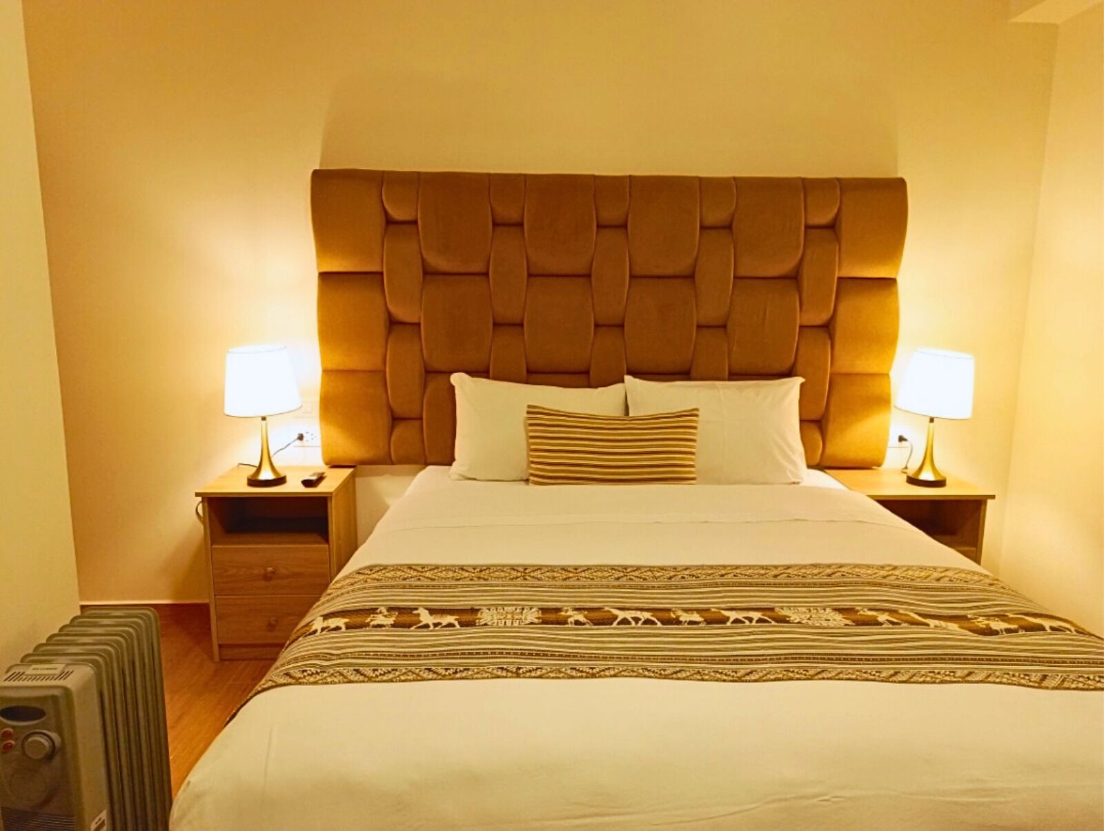 Kahden hengen standard-huone, 1 keskisuuri parisänky, oma kylpyhuone | 20 makuuhuonetta, untuvapeitot, memory foam -patjalliset sängyt