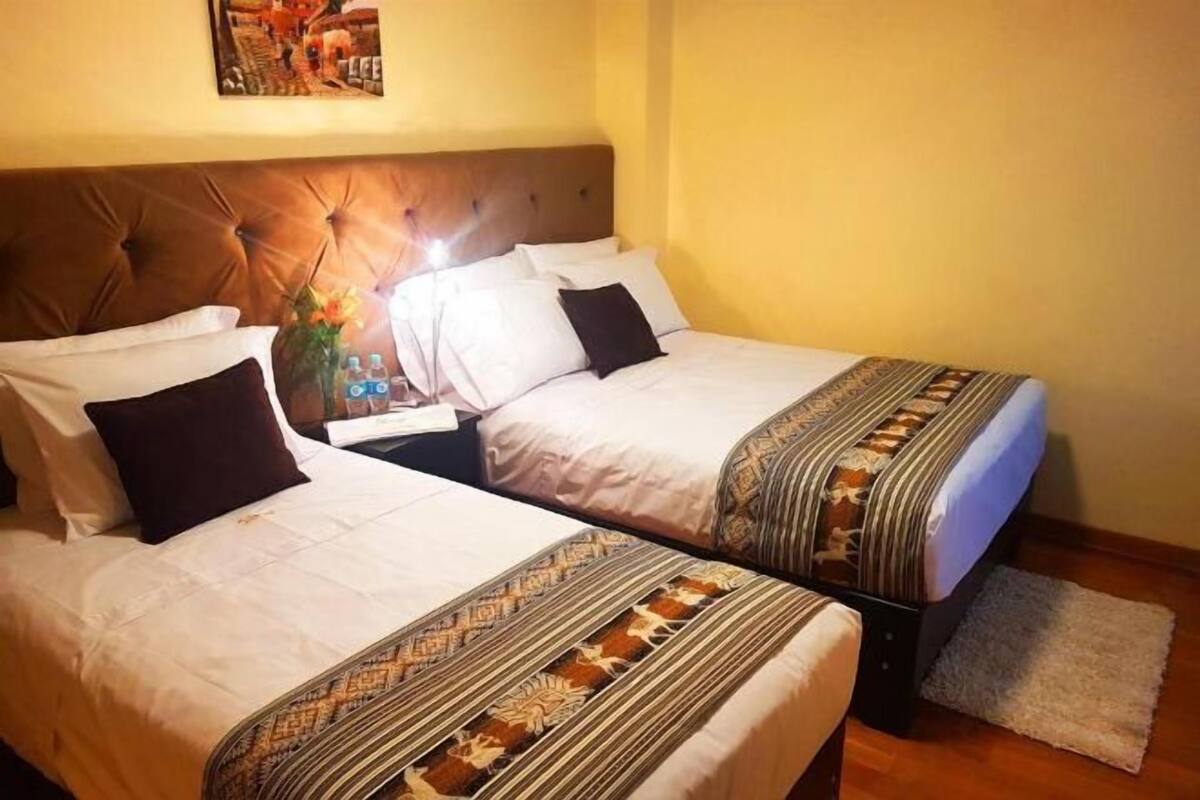 20 dormitorios, edredones de plumas, colchones viscoelásticos