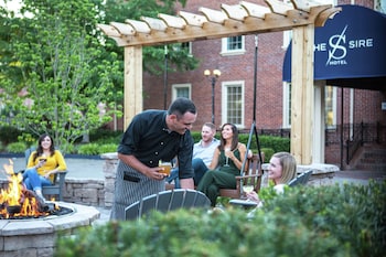 The Sire Hotel Lexington, Tapestry Collection by Hilton