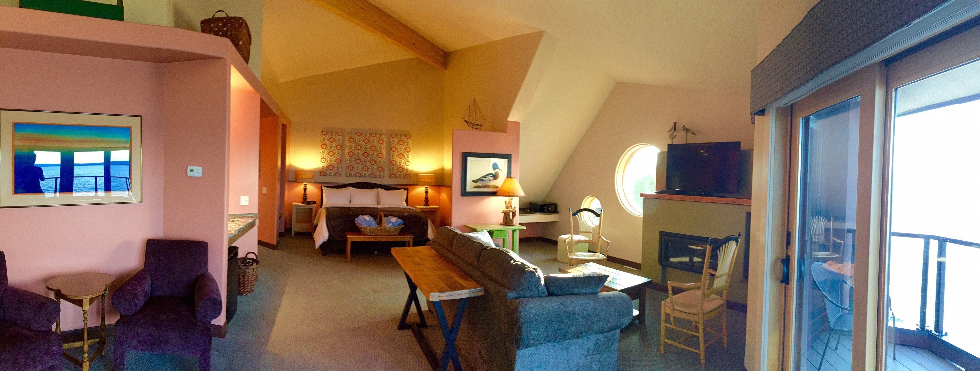 design suite, multiple beds, non smoking (sandbar vista #1) | 1 bedroom, premium bedding, down duvets, pillow-top beds