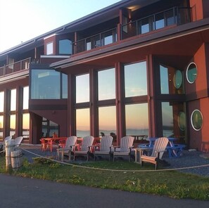 Exterior - Blue Wave Inn (Ashland)