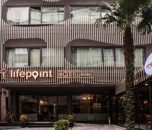 Front of property - Life Point Hotel (Trabzon)