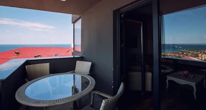 Life Point Hotel