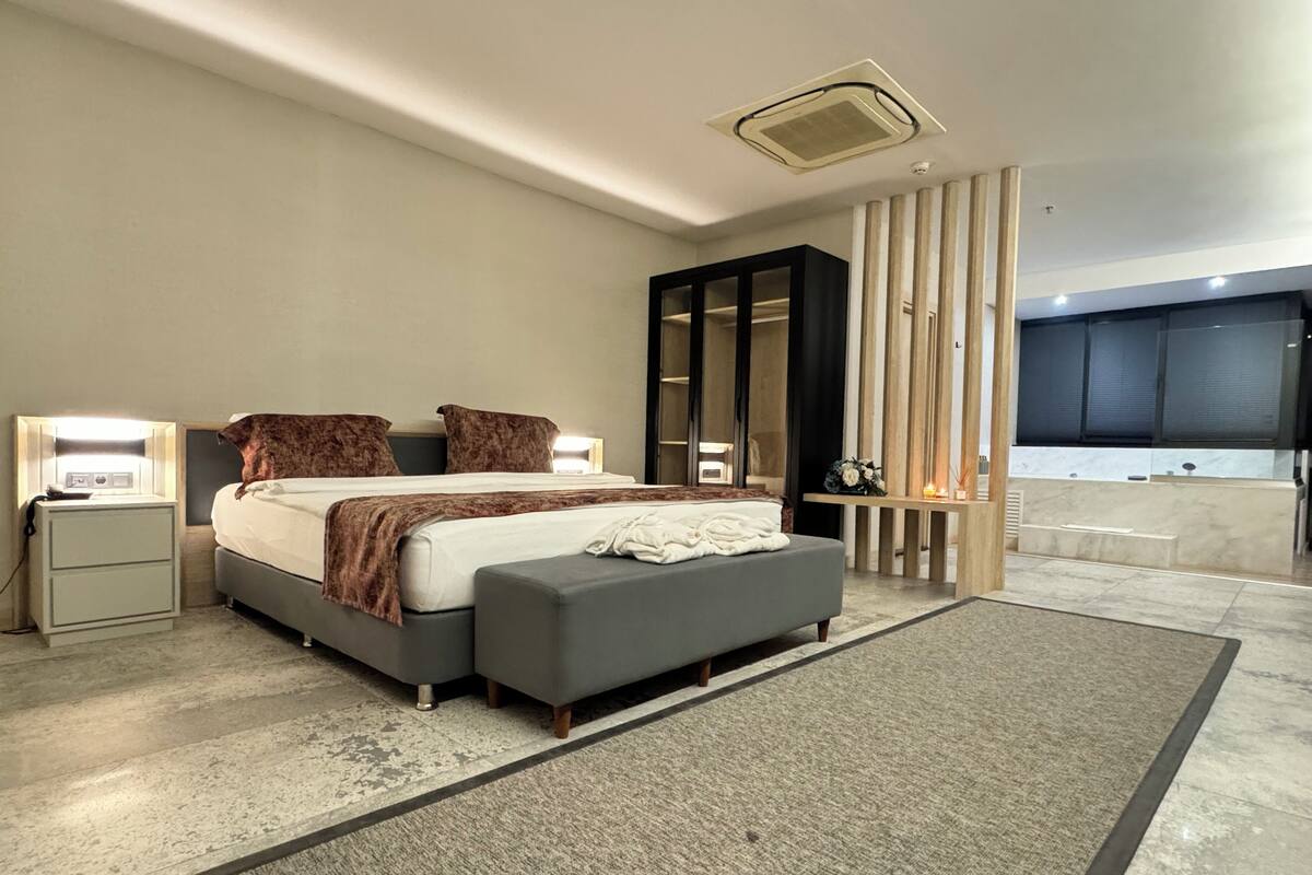 Luxury Room