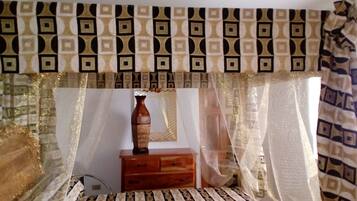 2 dormitorios, tabla de planchar con plancha, wifi gratis y ropa de cama