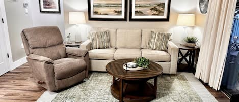 Smart TV, DVD player, books, stereo