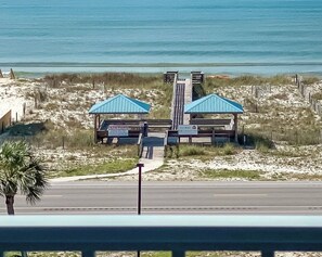 On the beach - 607"A" Sunset Reflections! Booking for 2026! (Gulf Shores)