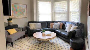 TV connectée, cheminée, Netflix, services de streaming