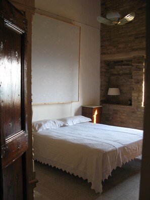 2 chambres, fer et planche Ă repasser, lit parapluie, Wi-Fi gratuit