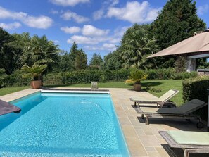 Outdoor pool, a heated pool - House / Villa - ARBONNE (Arbonne)