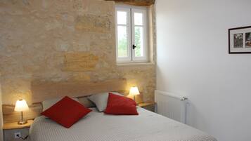 1 camera, ferro/asse da stiro, culla da viaggio, Wi-Fi gratuito