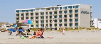 Acropolis Oceanfront Resort