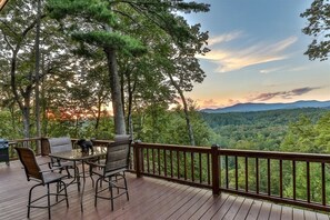 Outdoor dining - Carter`s Kaleidoscope View | Ellijay, GA (Ellijay)