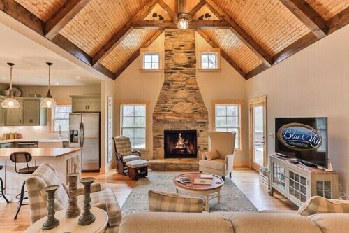 Magnolia In The Mountains | Ellijay, GA