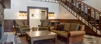 Luksuslejlighed 3BR / 2bth med skøjteløb, opvarmet pool, gå til lift & landsby