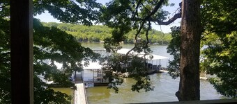 Cozy Lake Front Cottage w / dock, perfetto rifugio di famiglia!