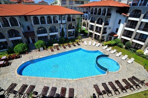 Superior Apartment, 2 Bedrooms (2 Bathrooms) | In-room safe, desk, iron/ironing board, WiFi (free) - Severina Apartments (Sunny Beach)