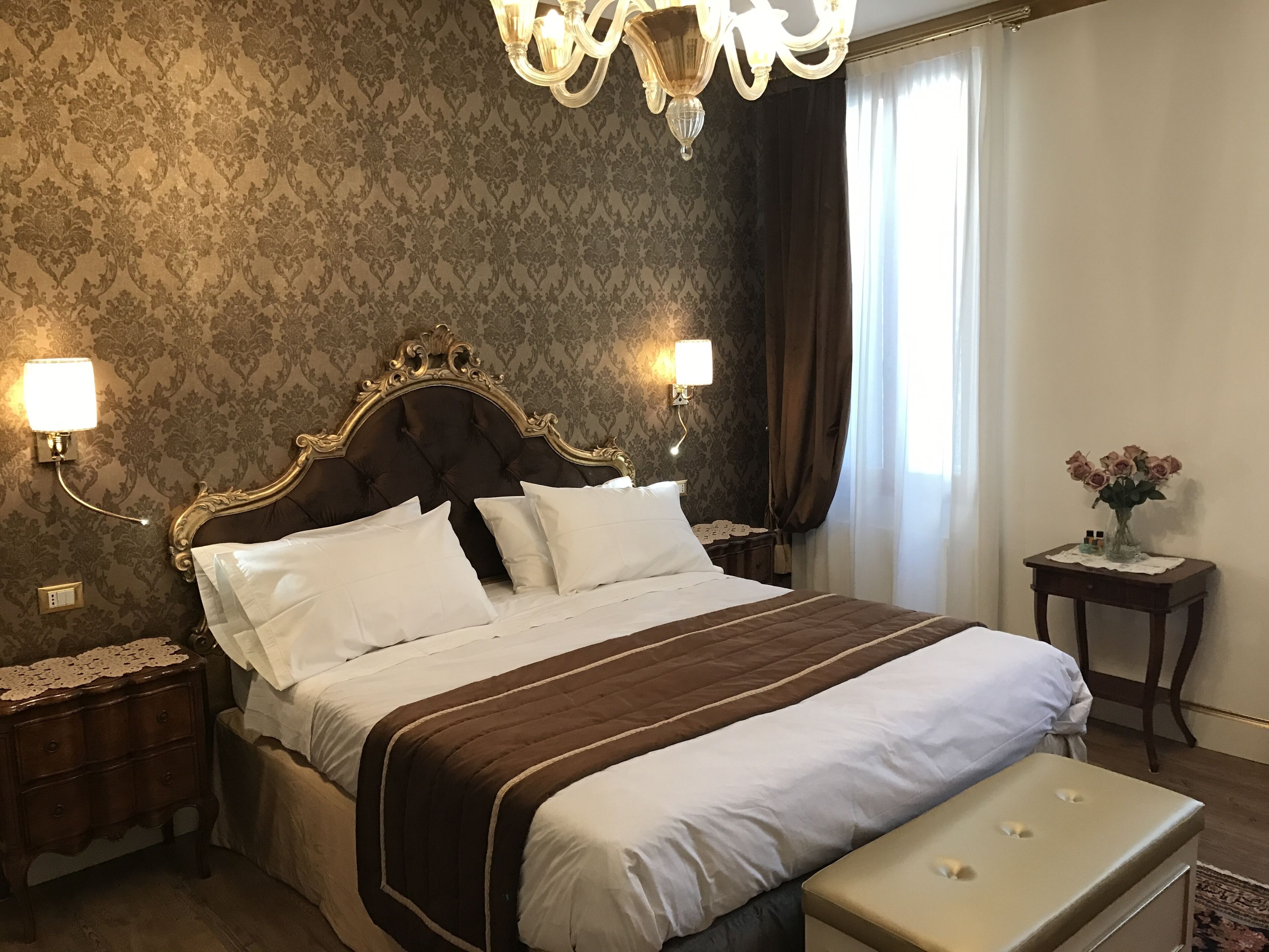 3 Schlafzimmer, Zimmersafe, Bügeleisen/Bügelbrett, kostenloses WLAN