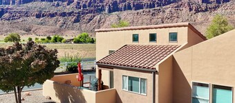 3 Bath Rim Village, sur la clôture sud, superbes vues, endroit très confortable