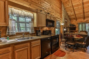 Refrigerador, horno, parrilla de estufa y lavavajillas 
