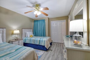 2 bedrooms, free WiFi, bed sheets - Sea Watch VIII 102 - Two Bedroom, Two Bath Oceanfront Condo (Garden City Beach)