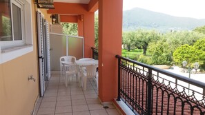 Superior Apartment, 2 Bedrooms, Courtyard View | Balcony - Zante Dolphin (Zakynthos)