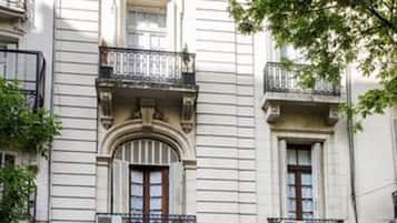 Fachada da propriedade