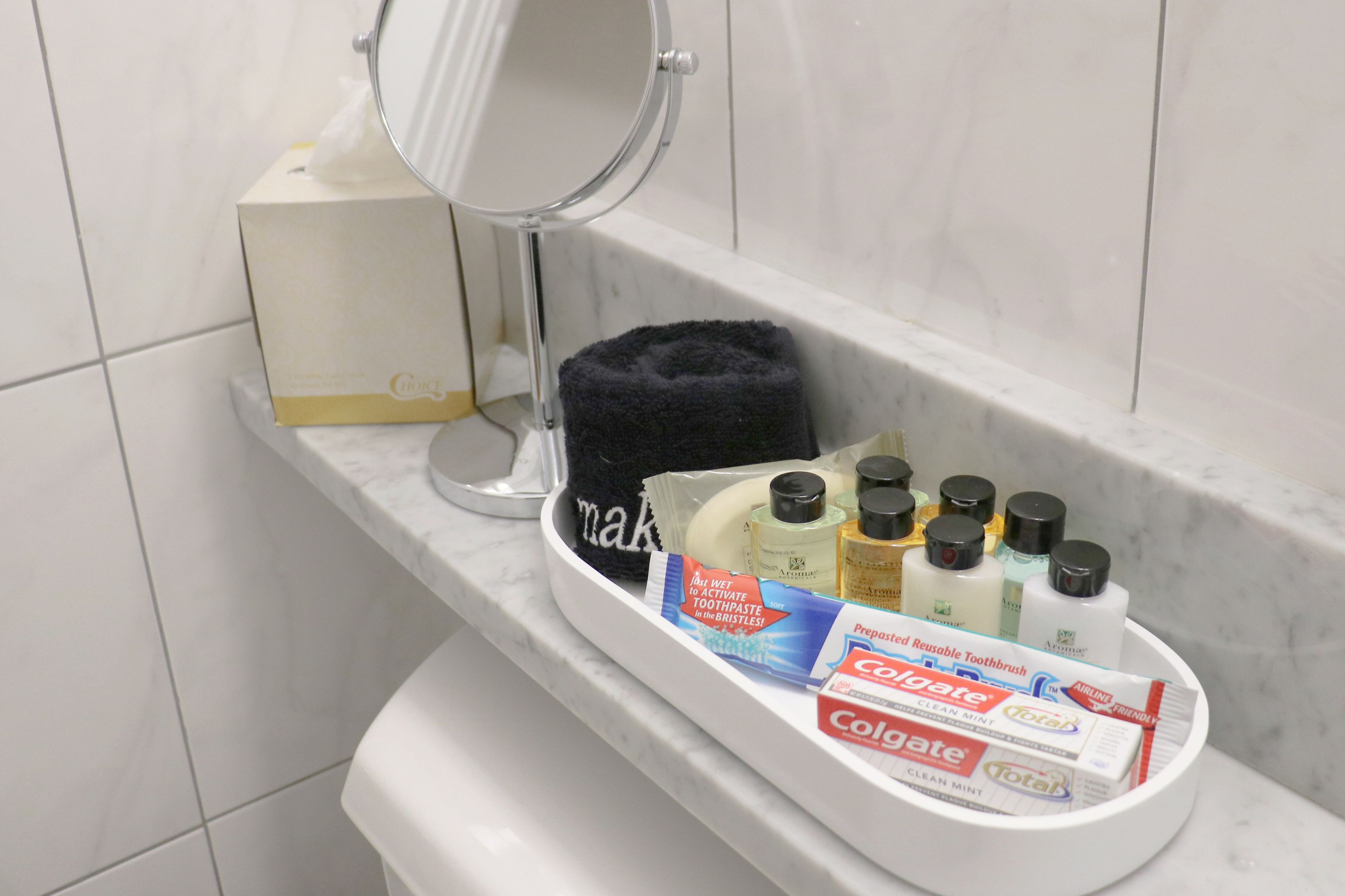 premium apartment, 1 bedroom, non smoking, kitchen | bathroom amenities | combined shower/bathtub, free toiletries, hair dryer, bathrobes