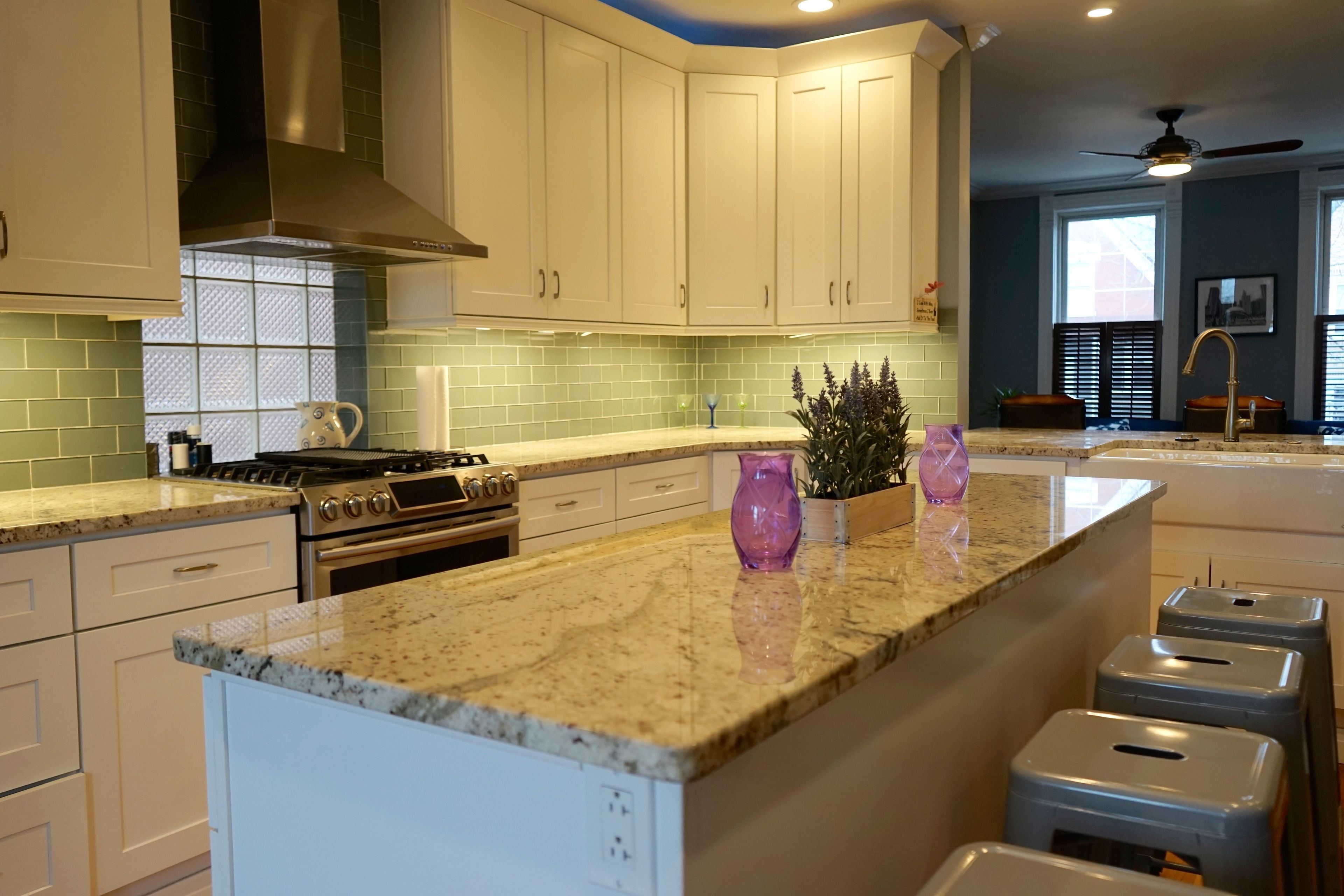 Family House, Patio | Private kitchen | Fridge, microwave, oven, stovetop