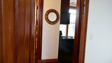 Apartment, 2 Bedrooms | 2 bedrooms, free WiFi