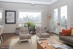 Luxury Penthouse, Balcony, City View | Living room | LED TV